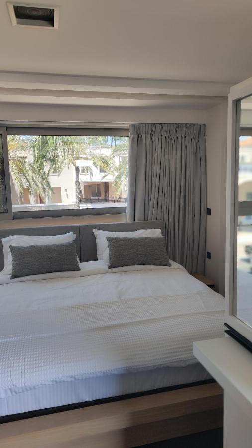 Summertime Signature Suites Agia Marina Exterior foto